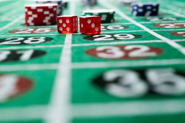 Free spin bonus round with multiplier indicators